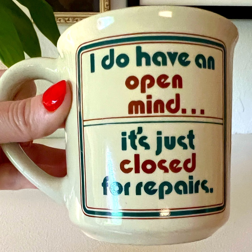 Vintage “open mind” mug